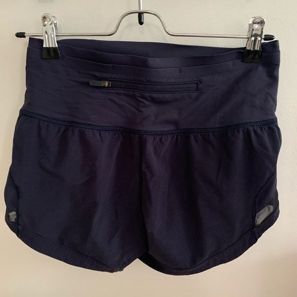 lululemon speed up high rise short 2.5” - Picture 2 of 2